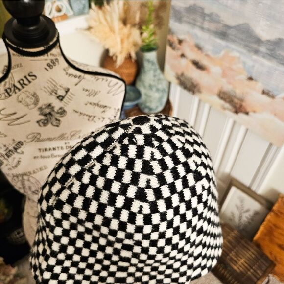 New Trendy Faux Fur Checkered Bucket Hat main image 5